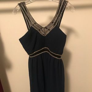 Women’s dress